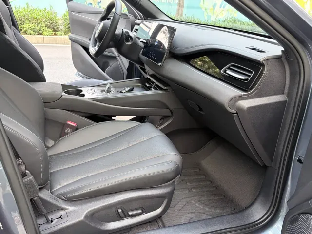 BYD Seal 06 — Фото автомобиля 10
