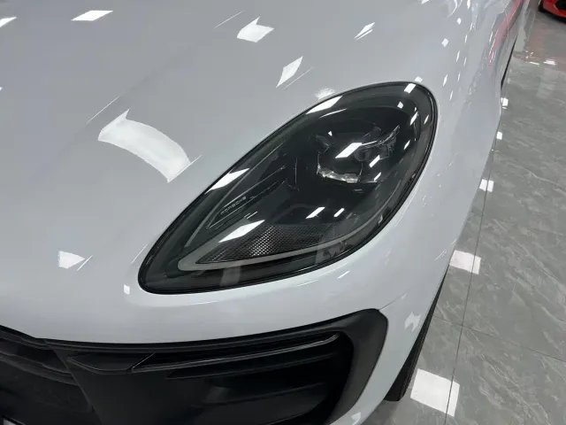 Porsche Macan — Фото автомобиля 21
