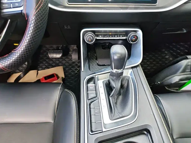 Geely Binrui — Фото автомобиля 13