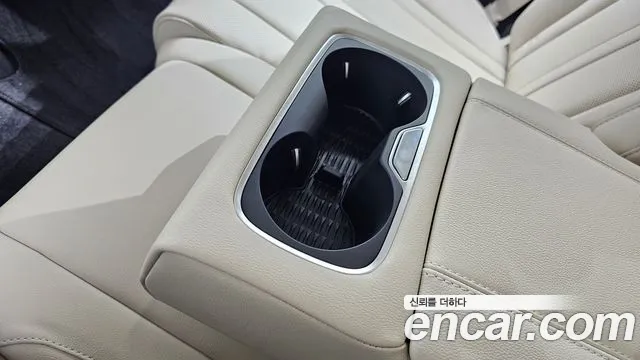 Genesis GV80 2.5T Бензин AWD — Фото автомобиля 26