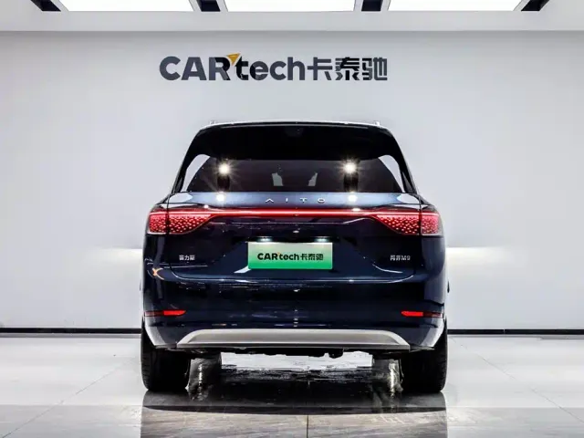 AITO Wenjie AITO M9 2025 Extended Range Ultra 52kWh 6-Seater — Фото автомобиля 5