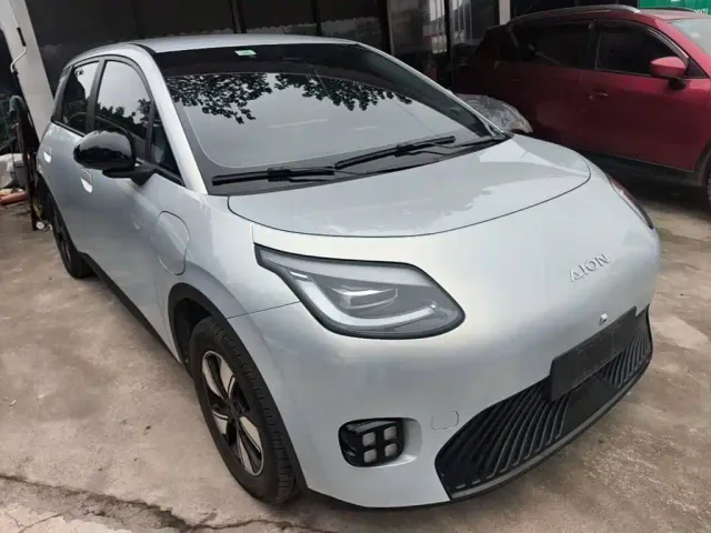 GAC Aion UT — Фото автомобиля 3