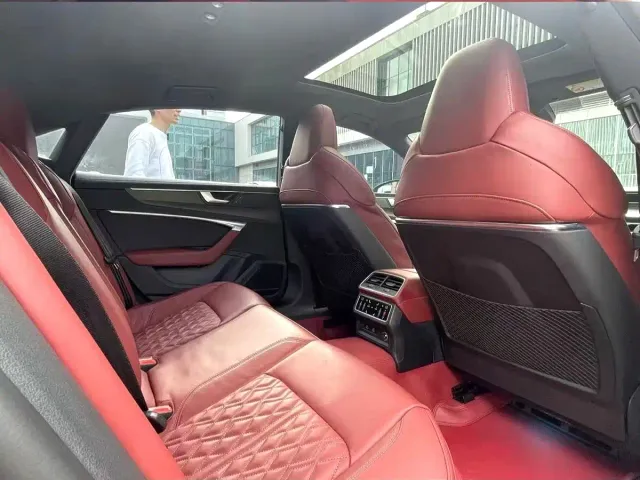 Audi A7L — Фото автомобиля 5