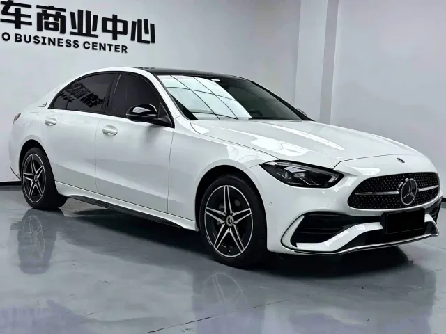 Mercedes-Benz C-Class — Фото автомобиля 2
