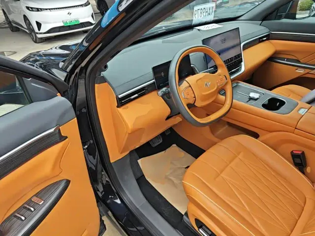Dongfeng eπ 008 — Фото автомобиля 15