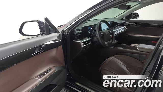 Hyundai Grandeur Grandeur (GN7) 2.5 Бензин 2WD — Фото автомобиля 10