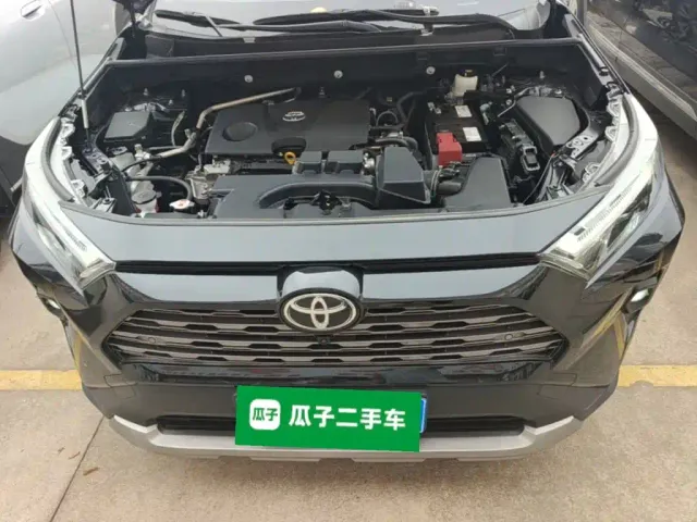 Toyota RAV4 — Фото автомобиля 19