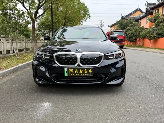BMW i3 — Фото автомобиля 2