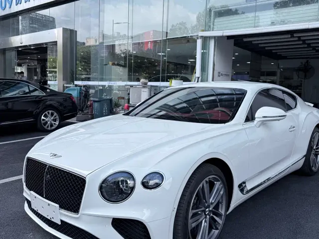 Фотография автомобиля — Bentley Continental