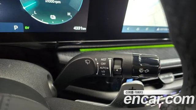 Hyundai Grandeur GN7 — Фото автомобиля 29