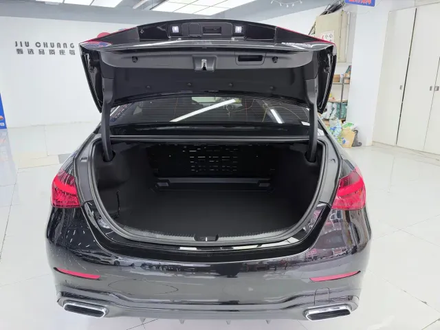 Mercedes-Benz C-Class — Фото автомобиля 16