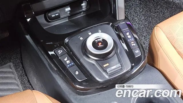 Kia Seltos New — Фото автомобиля 12