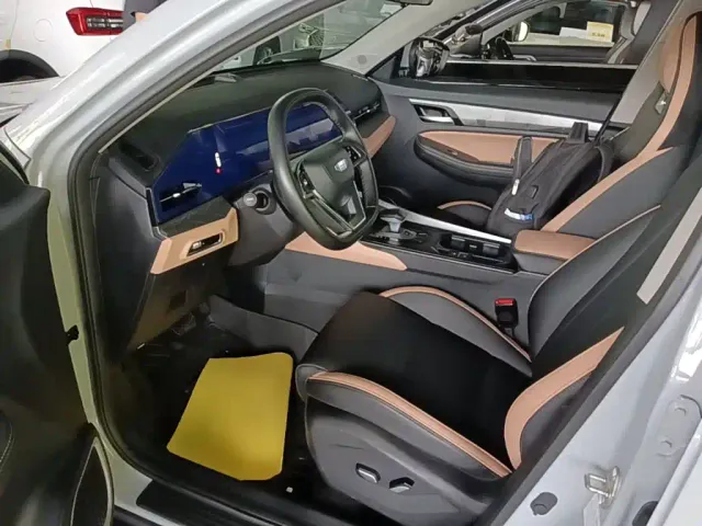 Geely Haoyue PRO — Фото автомобиля 14