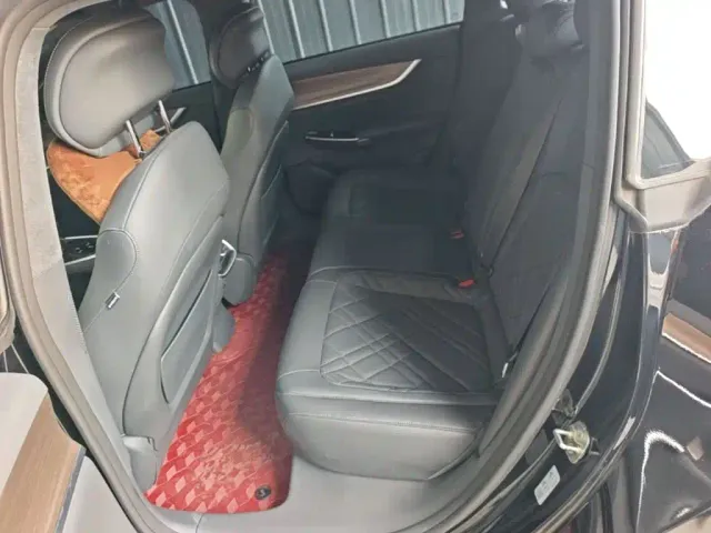 Changan Qiyuan A07 — Фото автомобиля 12