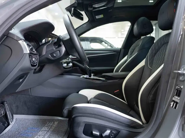 BMW 5 Series — Фото автомобиля 14