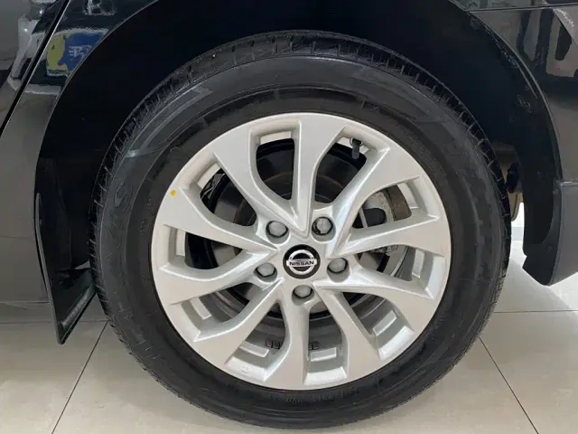 Nissan Sylphy — Фото автомобиля 15