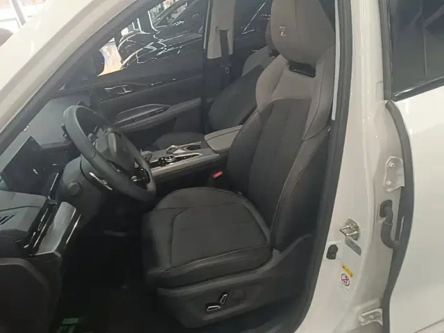Changan Z6 — Фото автомобиля 14