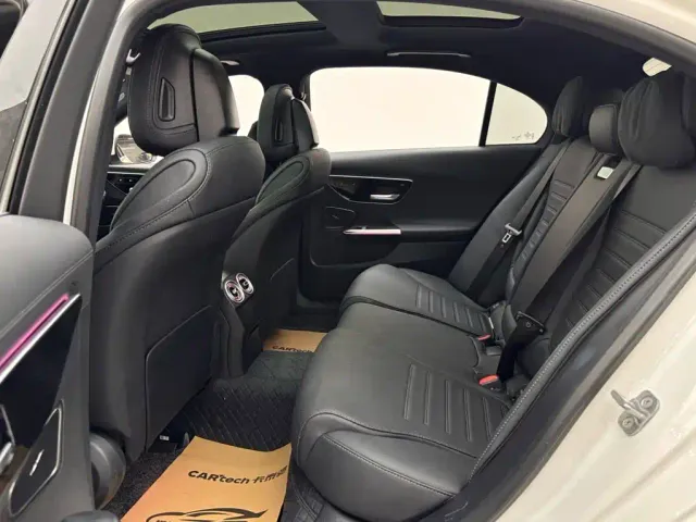 Mercedes-Benz C-Class — Фото автомобиля 9