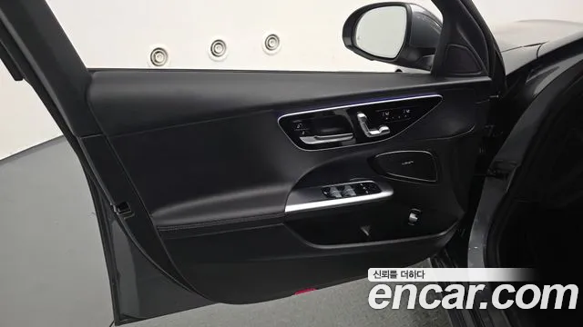 Mercedes-Benz C-Class — Фото автомобиля 4