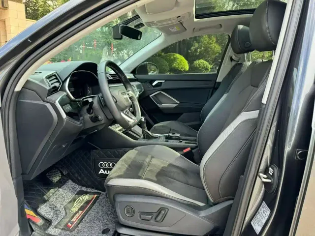 Audi Q3 — Фото автомобиля 5