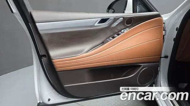 Genesis G80 Бензин 2.5 турбо 2WD — Фото автомобиля 22