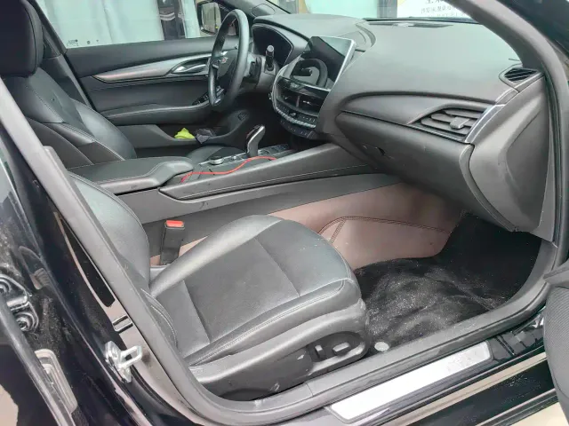 Cadillac CT5 — Фото автомобиля 7