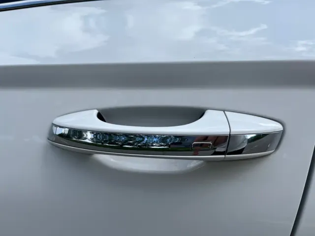 Skoda Karoq — Фото автомобиля 14