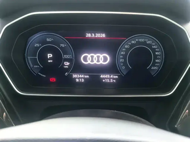 Audi Q4 e-tron — Фото автомобиля 11