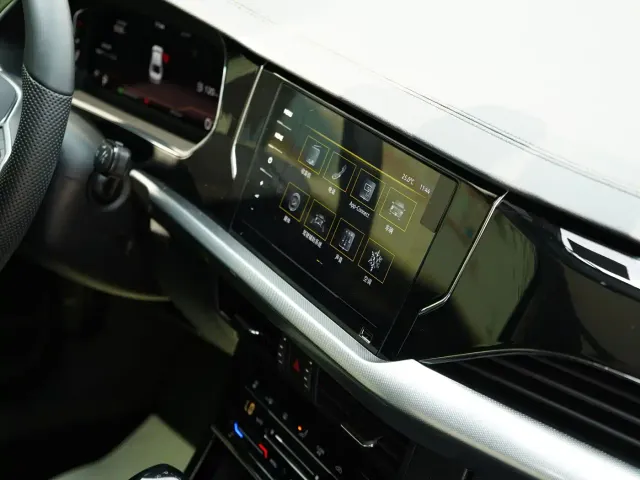 Volkswagen Passat — Фото автомобиля 13