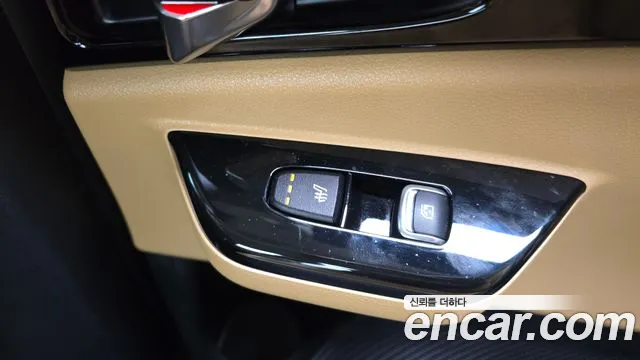 Kia Canival Carnival 4 поколение Бензин 9 мест Noblesse — Фото автомобиля 19