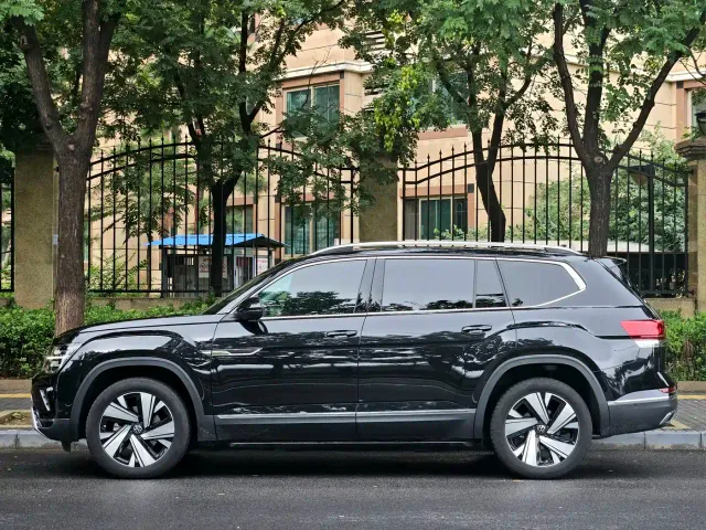 Volkswagen Teramont — Фото автомобиля 2