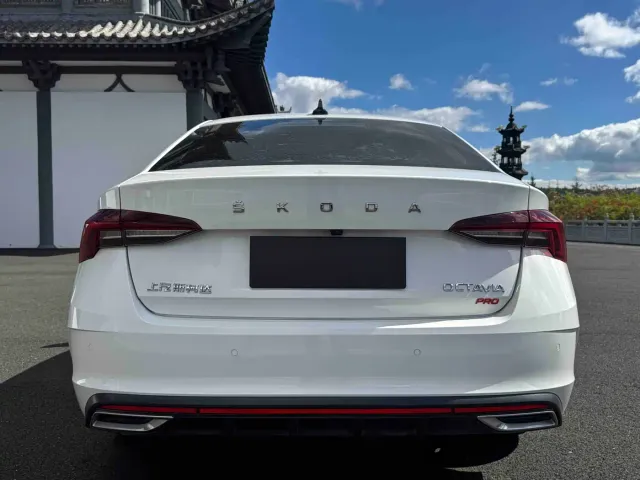 Skoda Octavia — Фото автомобиля 5