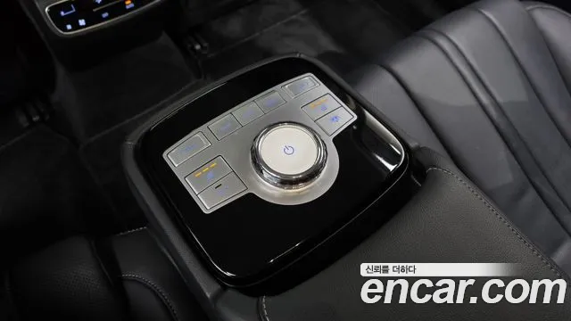 Genesis G80 Electrified G80 (RG3) — Фото автомобиля 24
