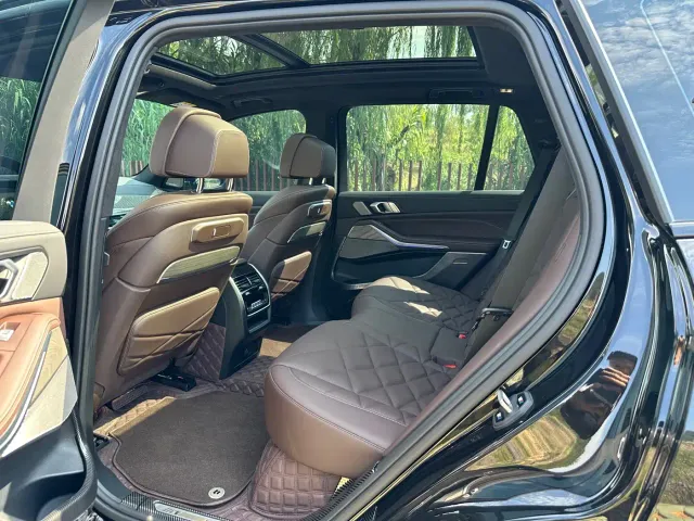 BMW X5 — Фото автомобиля 10