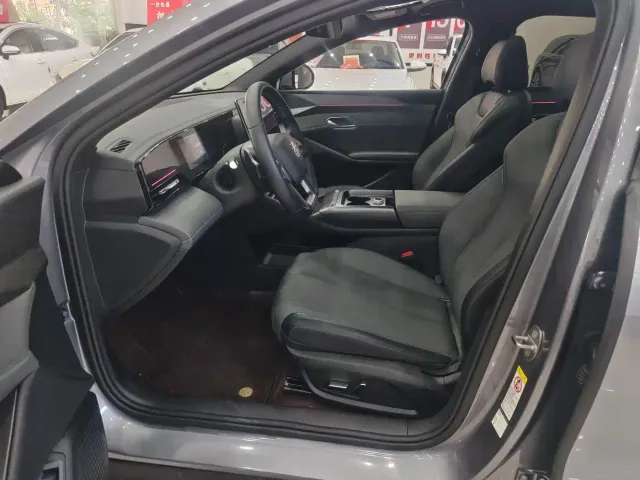 BYD Qin L — Фото автомобиля 7
