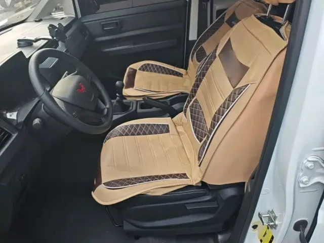 Wuling Hongguang Plus — Фото автомобиля 14