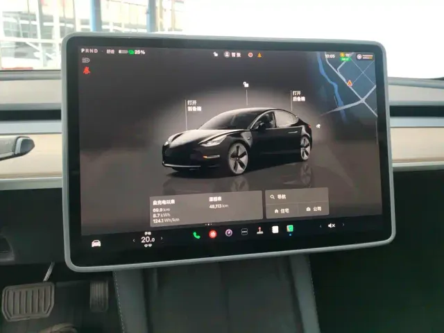 Tesla Model 3 — Фото автомобиля 14