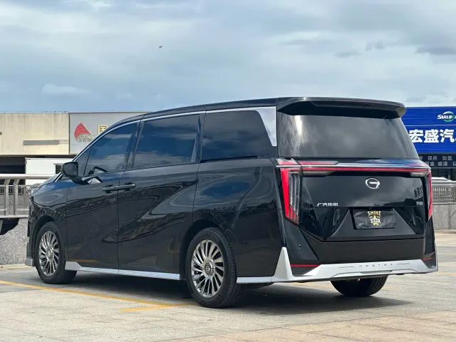 GAC Trumpchi M8 — Фото автомобиля 6