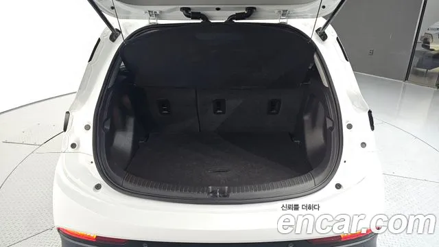 Chevrolet Bolt EV New — Фото автомобиля 30