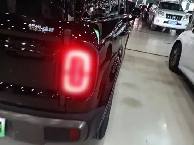 Baojun Yep Plus — Фото автомобиля 7