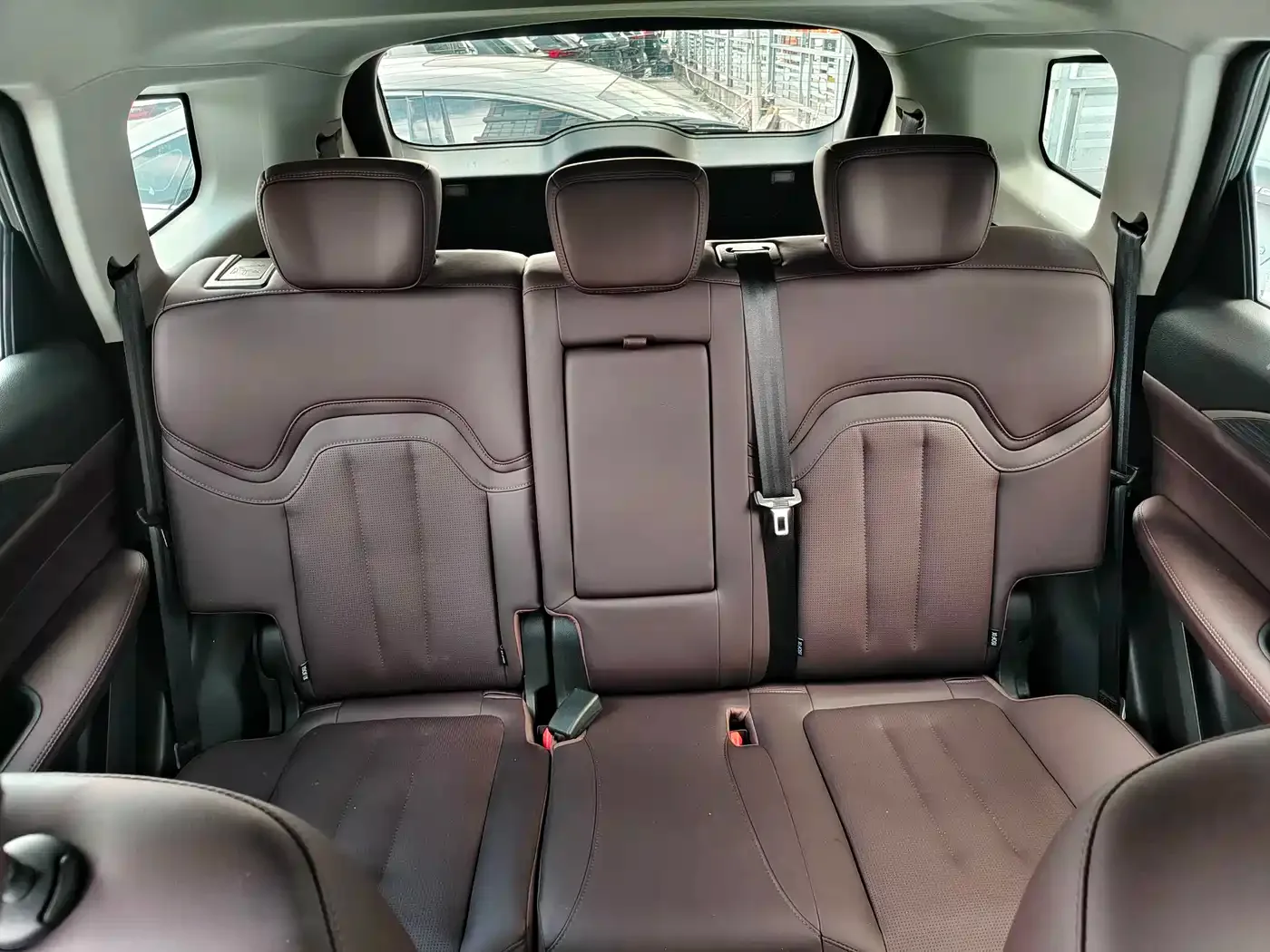 Jetour Jetour X90 PLUS 2024 1.6TD DCT Zhiyuan Edition 7-seater — Фото автомобиля 11