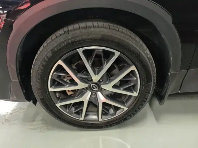 GAC Trumpchi GS8 — Фото автомобиля 22