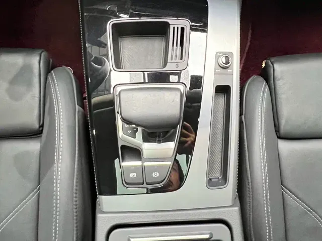 Audi Q5L — Фото автомобиля 16