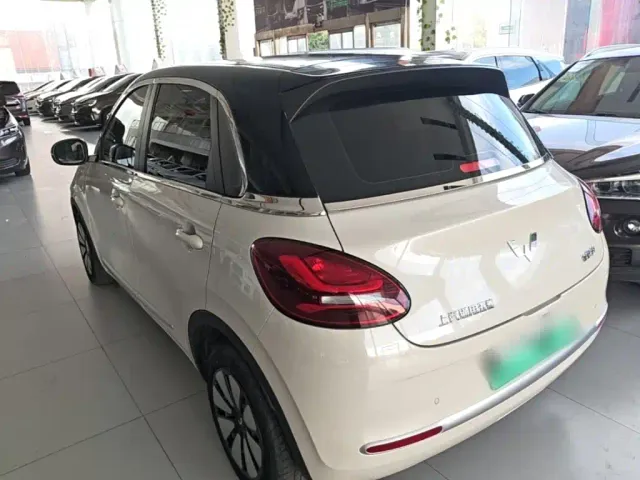 Wuling Bingo — Фото автомобиля 4