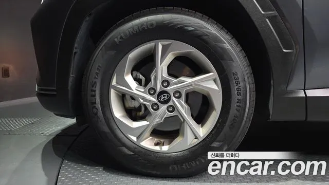 Hyundai Tucson Tucson (NX4) Дизель 2.0 2WD — Фото автомобиля 5