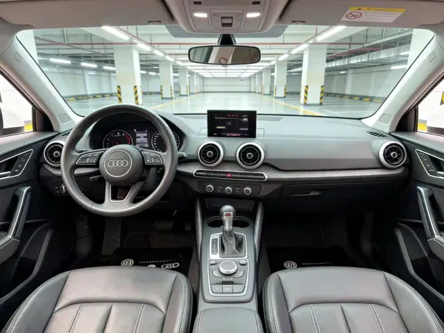 Audi Q2L — Фото автомобиля 6