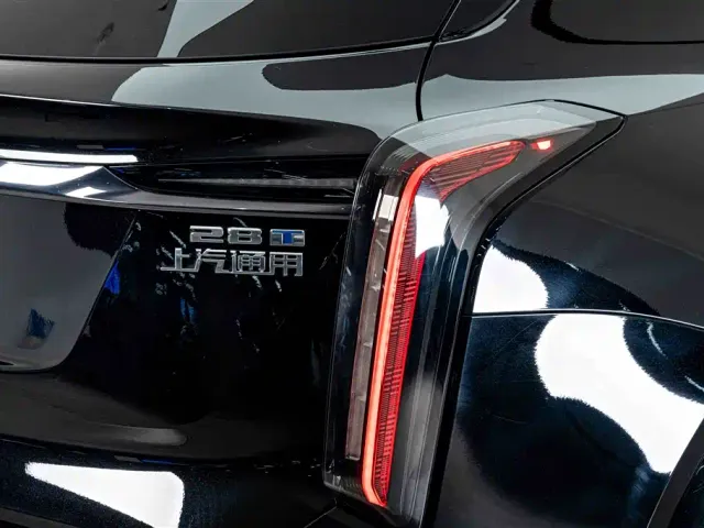 Cadillac XT5 — Фото автомобиля 8