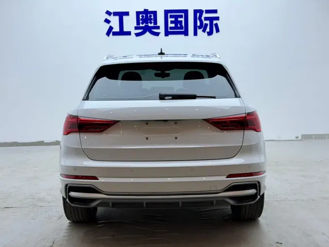 Audi Q3 — Фото автомобиля 16