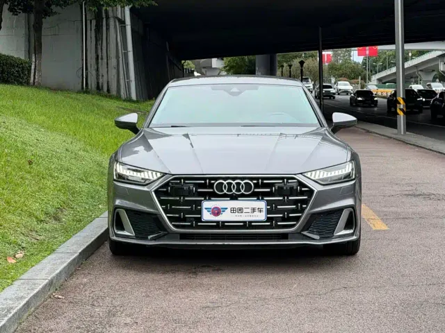 Audi A7L — Фото автомобиля 2