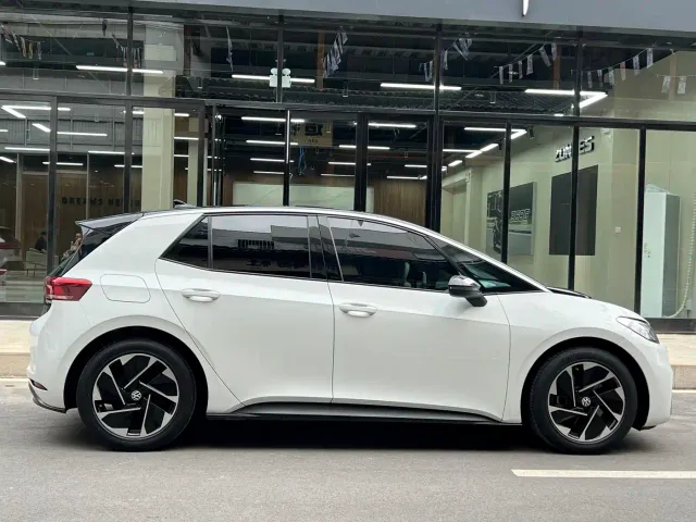 Volkswagen ID.3 — Фото автомобиля 5